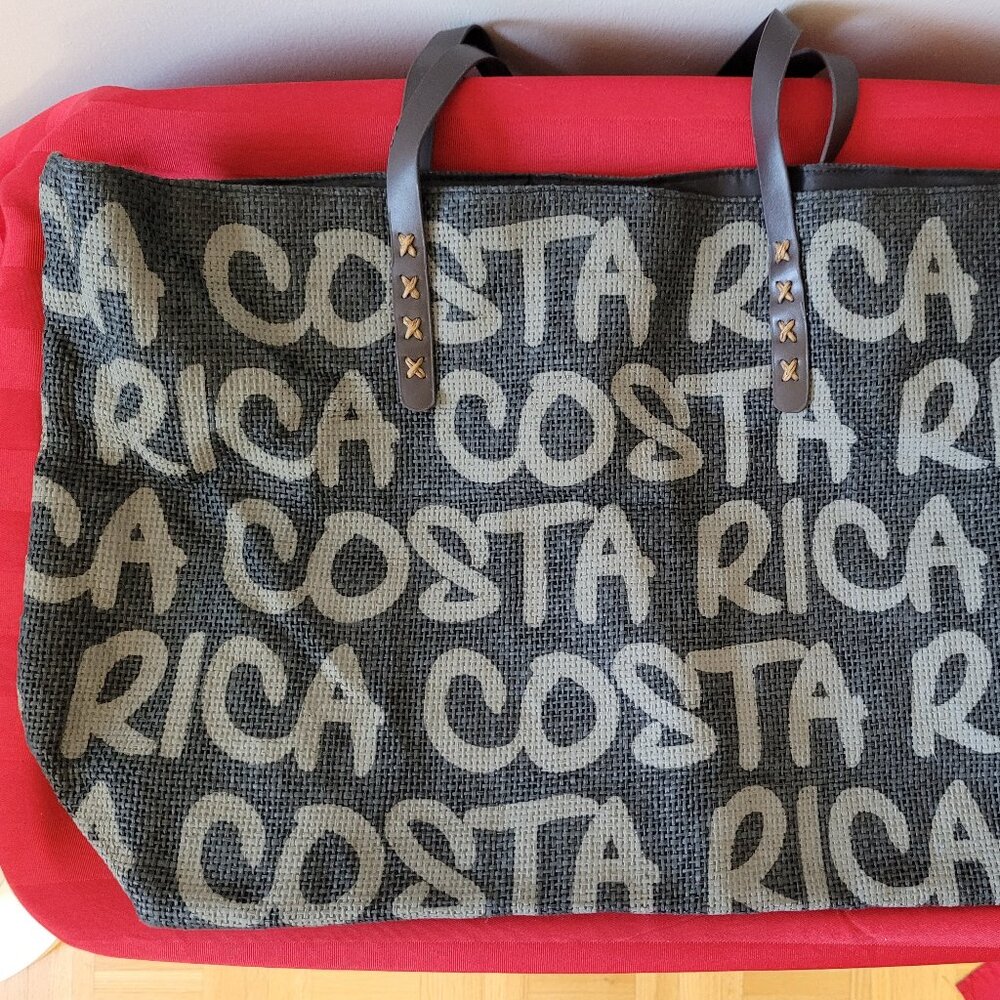 GENTLY USED, 2002 ROBIN RUTH, COSTA RICA BAG!!!
